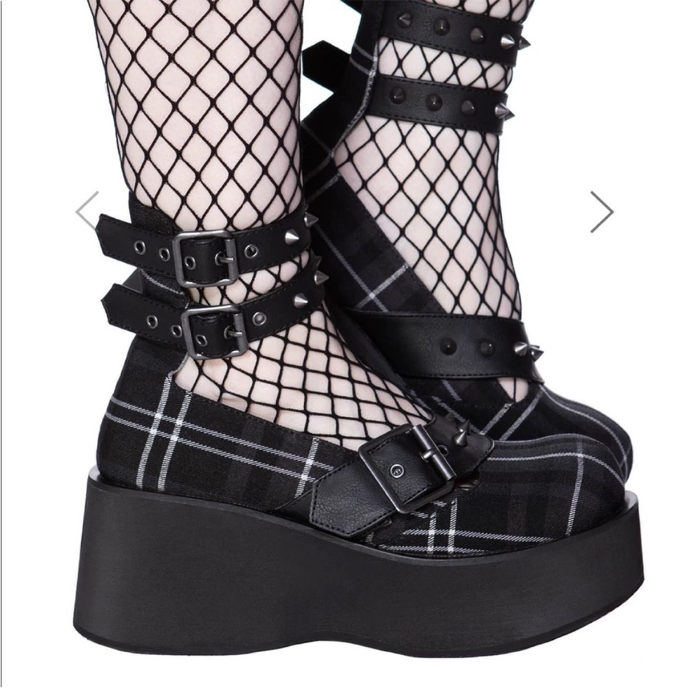 Killstar Bloody Mary Ash Tartan platform shoes - Picture 10 of 12
